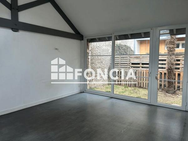 Location Appartement 3 pièces 53.15 m² - 62 RUE VICTOR HUGO Tarbes 65000