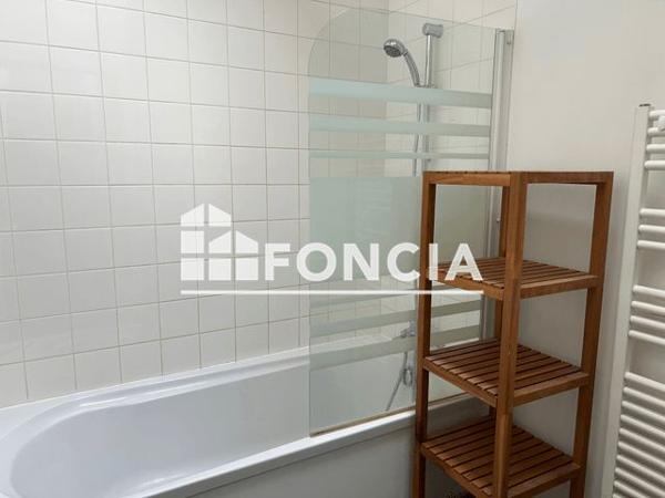 Location Appartement 3 pièces 53.15 m² - 62 RUE VICTOR HUGO Tarbes 65000