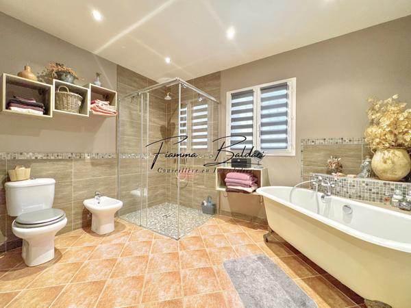 À vendre Villa 7 pièces de plain-pied 286 m², Terrain 2 111m², Havre de paix, Funtanone de Vignale, Haute-Corse (20)