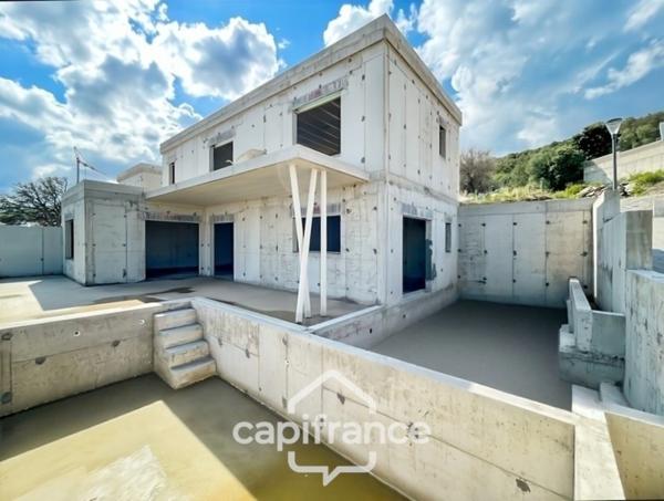 Maison à vendre 4 pièces BORGO (20) de 119 m2 vue mer et piscine