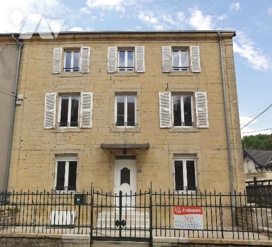 LONGUYON - MAISON DE CARACTERE EN CENTRE-VILLE