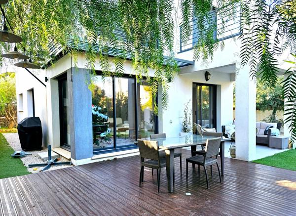 Superbe maison à vendre à 2 pas de la mer