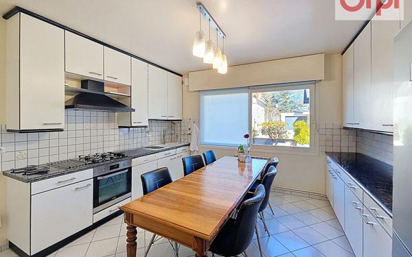 Maison à vendre    8 pièces •  Ambilly