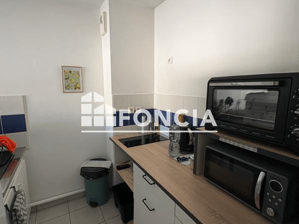 Location Appartement 2 pièces 37.8 m² - 57 RUE DE STRASBOURG Niort 79000