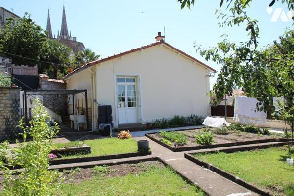 NIORT, QUAI DE LA REGRATTERIE, JOLIE MAISON DE PLAIN PIED AVEC DEPENDANCE ET  JARDIN SANS VIS-A-VIS