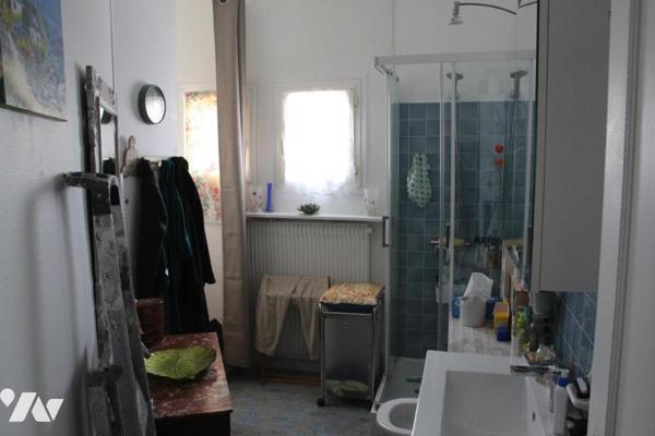 NIORT, QUAI DE LA REGRATTERIE, JOLIE MAISON DE PLAIN PIED AVEC DEPENDANCE ET  JARDIN SANS VIS-A-VIS