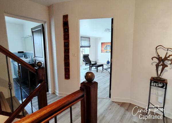 à vendre QUELNEUC (56) Dpt Morbihan, ancien presbytère P9 de 256 m² - Terrain de 4 600 m²