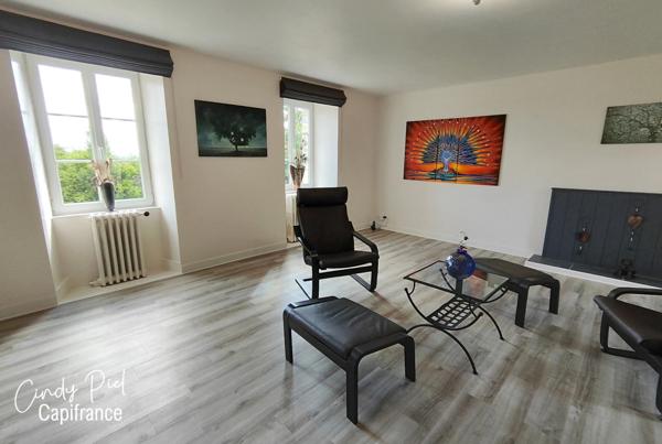 à vendre QUELNEUC (56) Dpt Morbihan, ancien presbytère P9 de 256 m² - Terrain de 4 600 m²