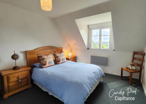 à vendre QUELNEUC (56) Dpt Morbihan, ancien presbytère P9 de 256 m² - Terrain de 4 600 m²