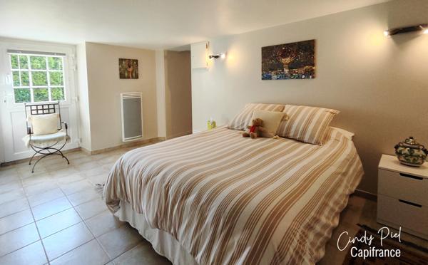 à vendre QUELNEUC (56) Dpt Morbihan, ancien presbytère P9 de 256 m² - Terrain de 4 600 m²