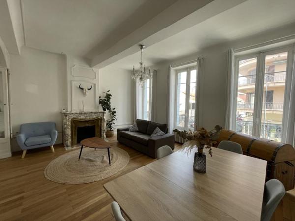 APPARTEMENT T3 MEUBLE A LOUER A LE COTEAU - AVENUE DE LA LIBERATION