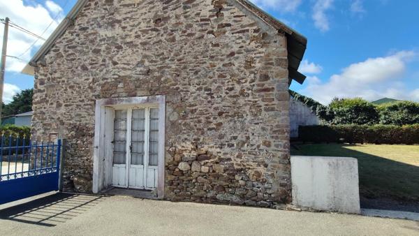 Maison en pierre à rénover