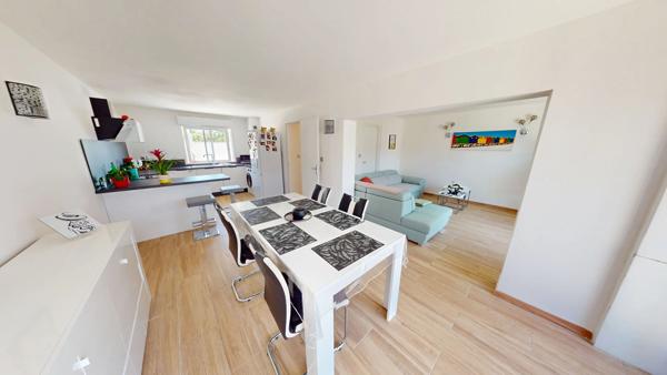 A VENDRE Maison Rodilhan 5 pièce(s)