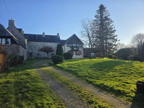 Villedieu-les-Poêles, Corps de ferme en Normandie