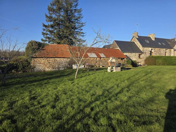 Villedieu-les-Poêles, Corps de ferme en Normandie