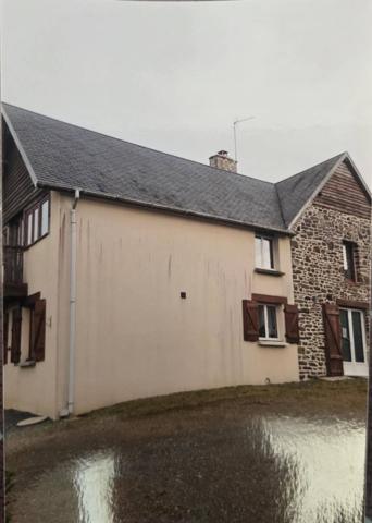 Villedieu-les-Poêles, Corps de ferme en Normandie