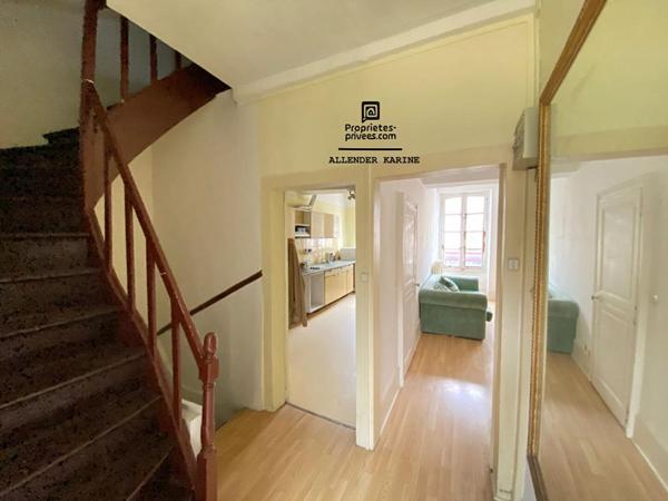 Maison Villeneuve L Archeveque 6 pièce(s) 120 m2