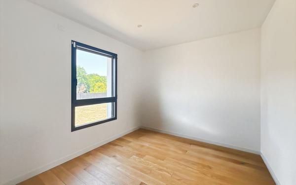 Maison à vendre    5 pièces • 119,44 m2 Sainte-Foy-d'Aigrefeuille