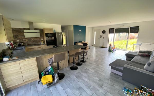 Maison à vendre    6 pièces •  Couzeix