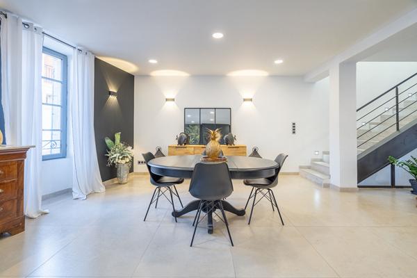 Maison de village avec piscine