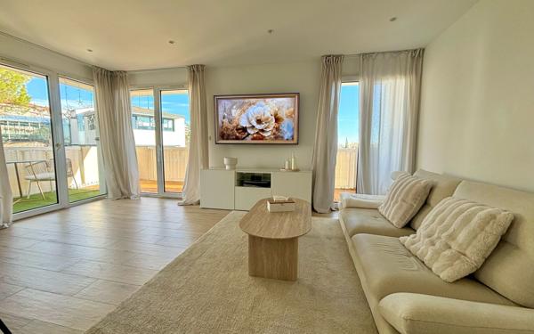 Appartement à vendre    4 pièces • 77 m2 Grasse