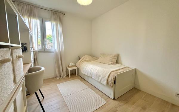 Appartement à vendre    4 pièces • 77 m2 Grasse