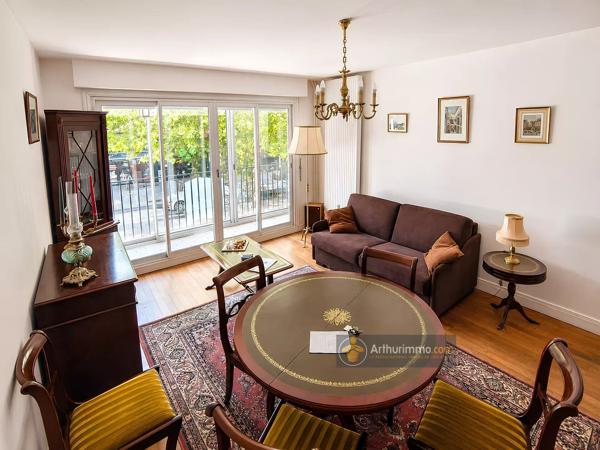Vente                                                      Appartement
                        
                     3 pièces                      56 m2                     à Saint-Jean-de-Monts