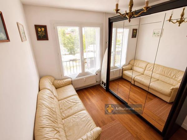 Vente                                                      Appartement
                        
                     3 pièces                      56 m2                     à Saint-Jean-de-Monts