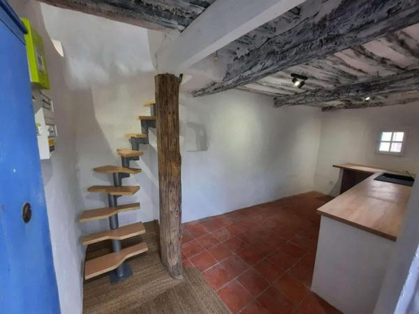 Maison individuelle atypique sur trois niveaux