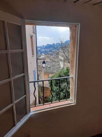 Maison individuelle atypique sur trois niveaux