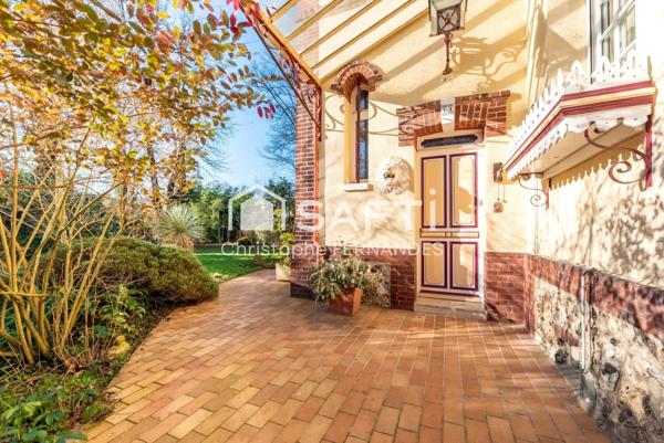 Découvrez cette superbe Maison de 12 pièces à proximité de Rouen