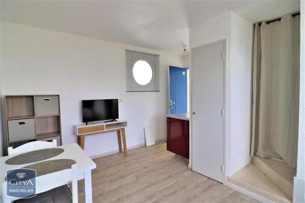 Appartement à louer 1 pièce 17.92m² Royan (17200)