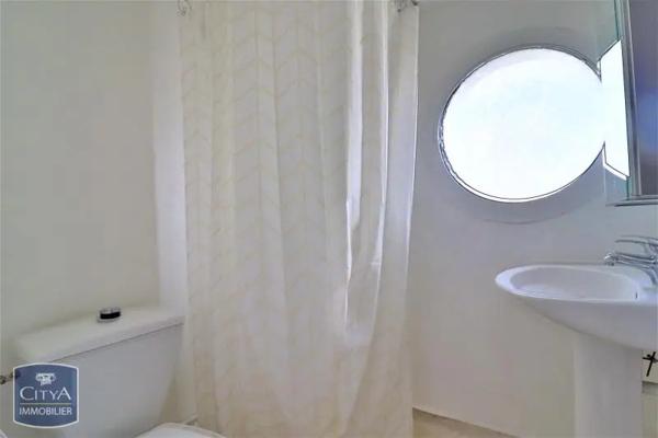 Appartement à louer 1 pièce 17.92m² Royan (17200)