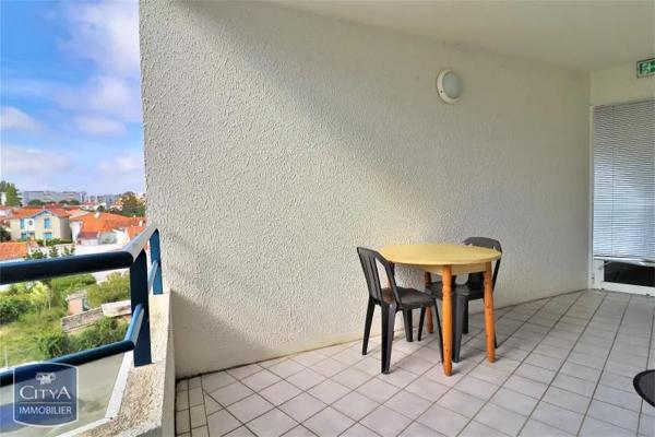 Appartement à louer 1 pièce 17.92m² Royan (17200)