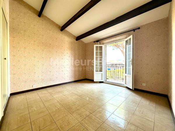 BELLE MAISON 4 PIECES AVEC GARAGE ET VERANDA EN CENTRE VILLE DE SAINTE-MAXIME