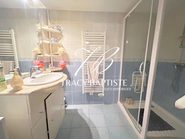 Une maison aux multiples possibilités à découvrir à Nohic