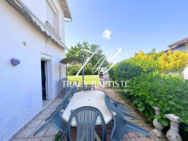 Une maison aux multiples possibilités à découvrir à Nohic