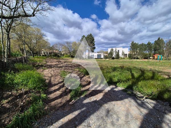 Terrain 850 m2
