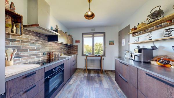 ETREPAGNY Sous sol 3 chambres Jardin Centre ville Plain pied
