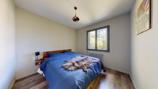 ETREPAGNY Sous sol 3 chambres Jardin Centre ville Plain pied