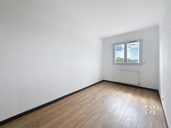 Maison à vendre 5 pièces 222 m², CRANVES SALES (74) Terrain 1 450 m²