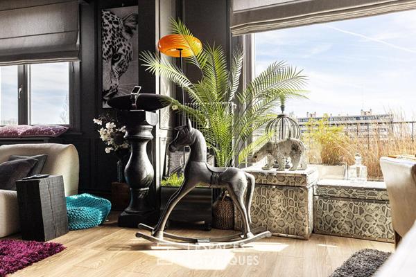 Appartement traversant en dernier étage avec extérieur