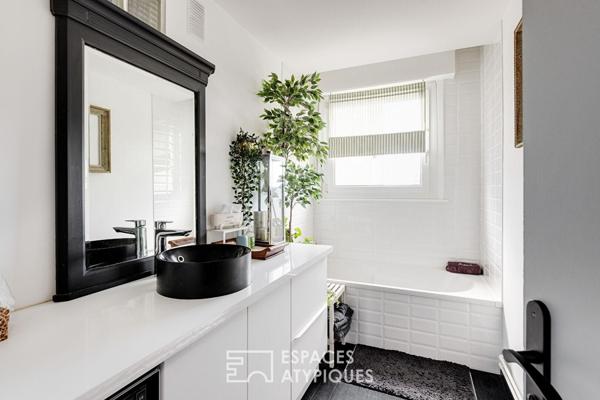 Appartement traversant en dernier étage avec extérieur