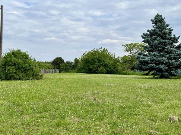 Terrain à vendre |  Valençay |  1662 m²