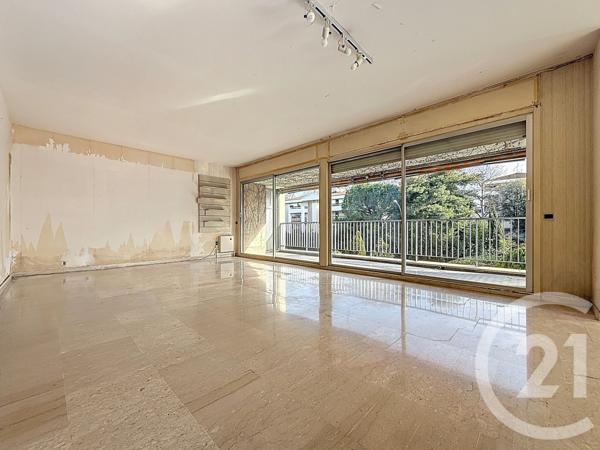 Appartement T4 à vendre  4 pièces - 126,47 m2 MARSEILLE - 13008