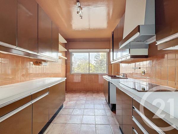 Appartement T4 à vendre  4 pièces - 126,47 m2 MARSEILLE - 13008