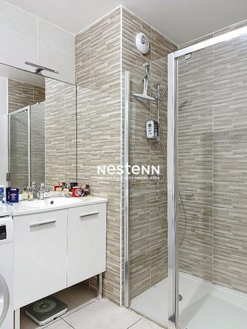 SATHONAY CAMP APPARTEMENT T2 DERNIER ETAGE AVEC LOGGIA ET PLACE DE PARKING INCLUSE