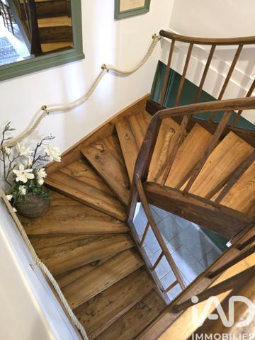 Maison à vendre 9 pièces 231,44 m² Bellevigne