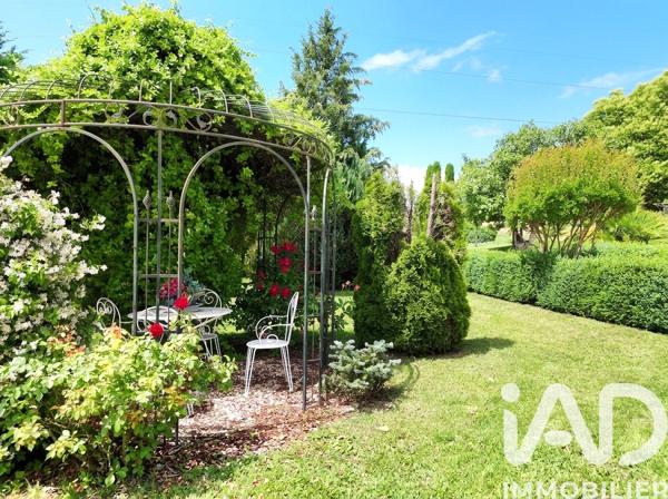 Maison à vendre 9 pièces 231,44 m² Bellevigne