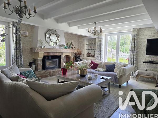 Maison à vendre 9 pièces 231,44 m² Bellevigne